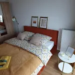 Bursztynowy Modern Tower غدينيا