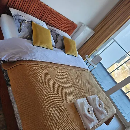 Bursztynowy Modern Tower * غدينيا