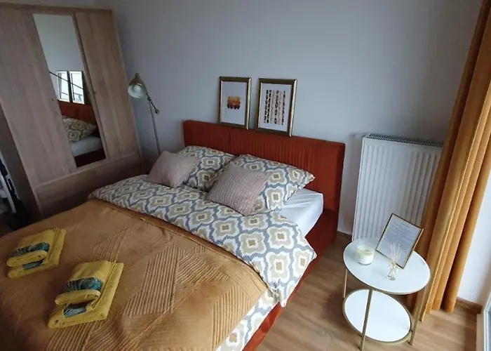 Bursztynowy Modern Tower Gdyně